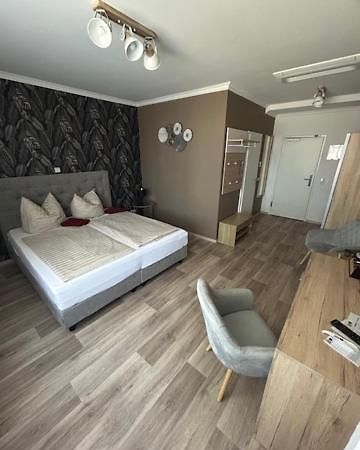 Second Home Hotel Merseburg Buitenkant foto
